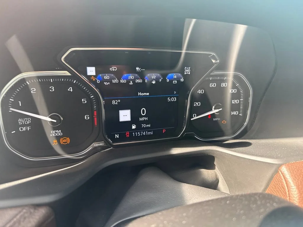 Used 2021 DARK SKY METALLIC GMC Denali image 14