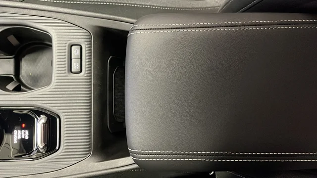 New 2026 Bright White Clearcoat Jeep Laredo image 18