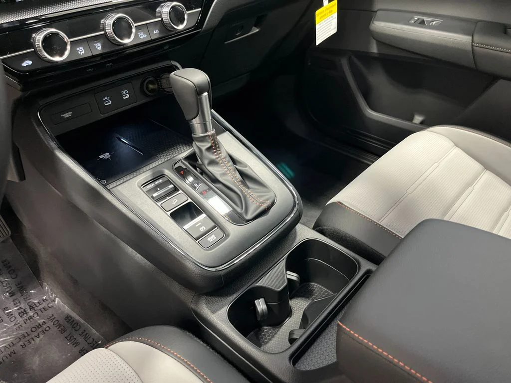 New 2026 Platinum White Pearl Honda AWD Sport Touring Hybrid image 23