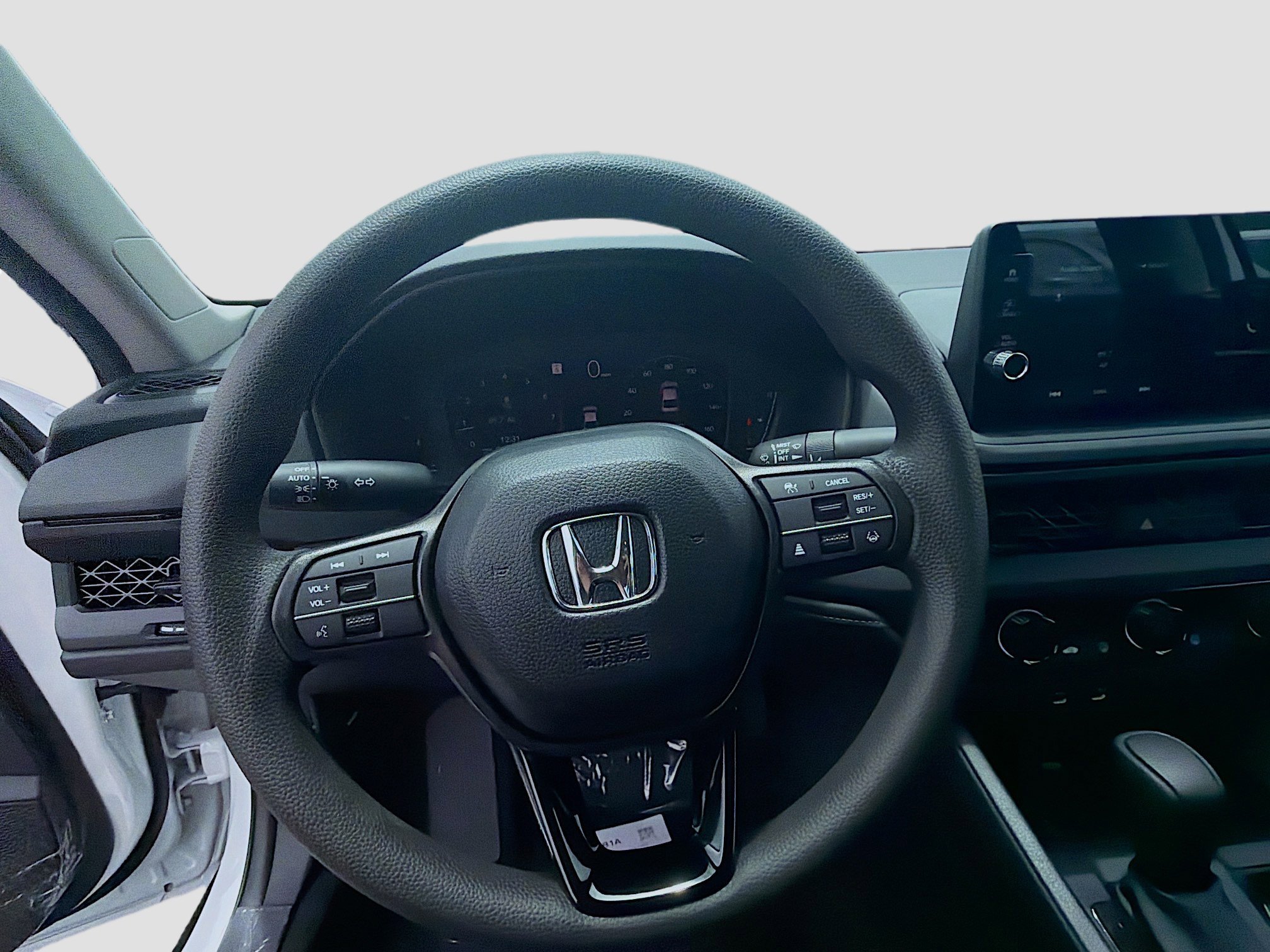New 2026 Platinum White Pearl Honda LX image 10