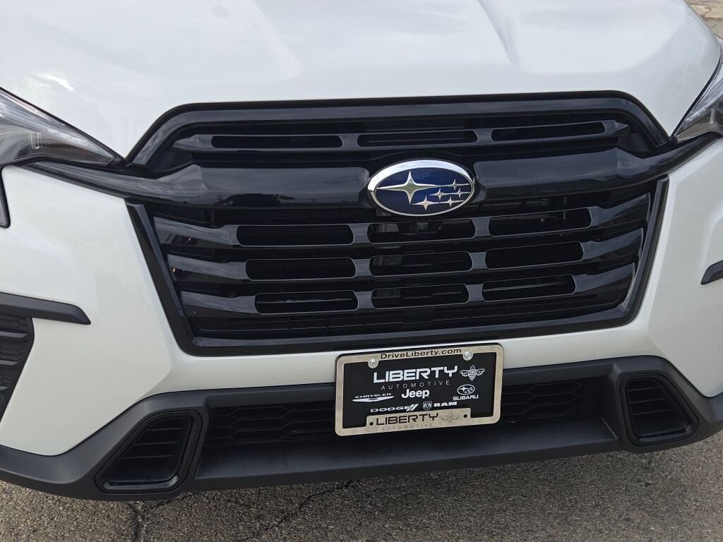 Used 2024 White Subaru Onyx Edition image 5