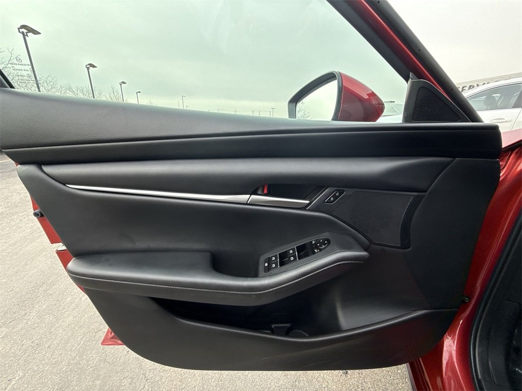 2023 MAZDA MAZDA3 - Image 12