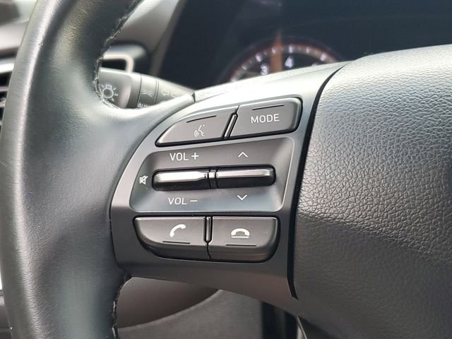Used 2020 White Hyundai 2.0 Premium image 15