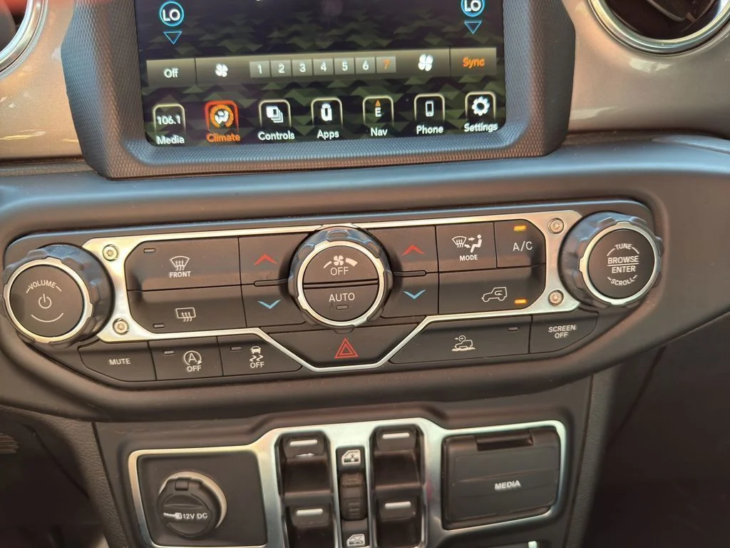 Used 2021 Black Jeep Overland image 6