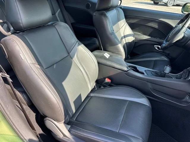 Used 2022 Green Dodge SXT image 15
