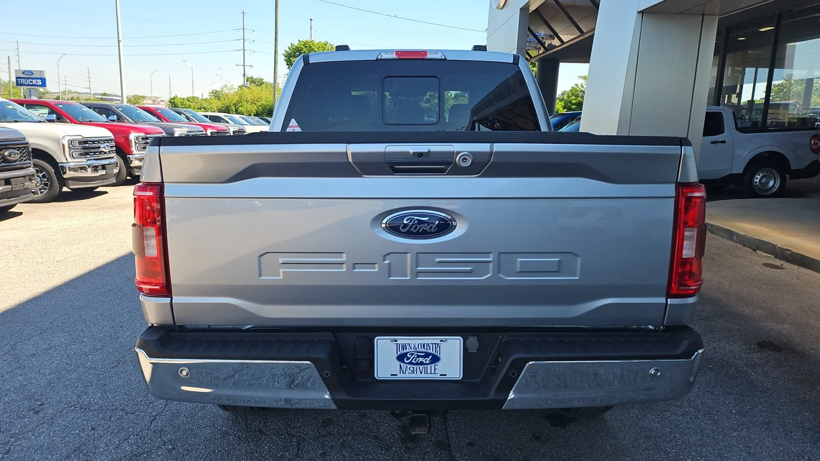 Used 2023 Silver Ford XLT image 4