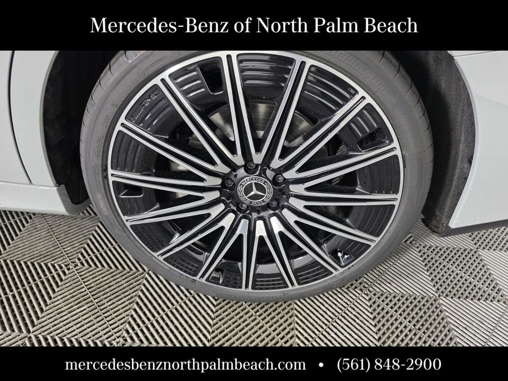 New 2026 MANUFAKTUR Alpine Grey Mercedes-Benz E 350 image 15