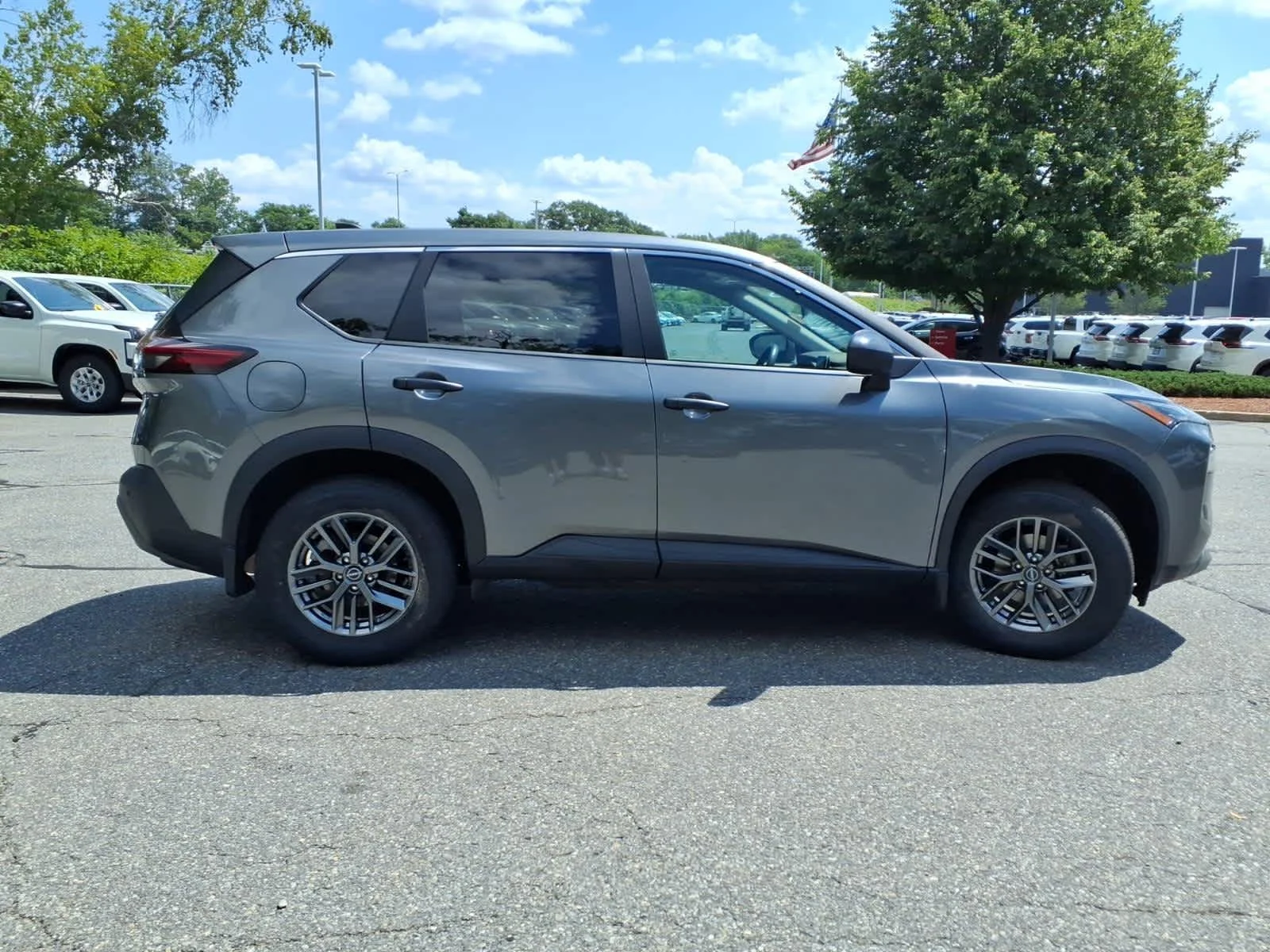 Certified Used 2023 Gun Metallic Nissan S image 4