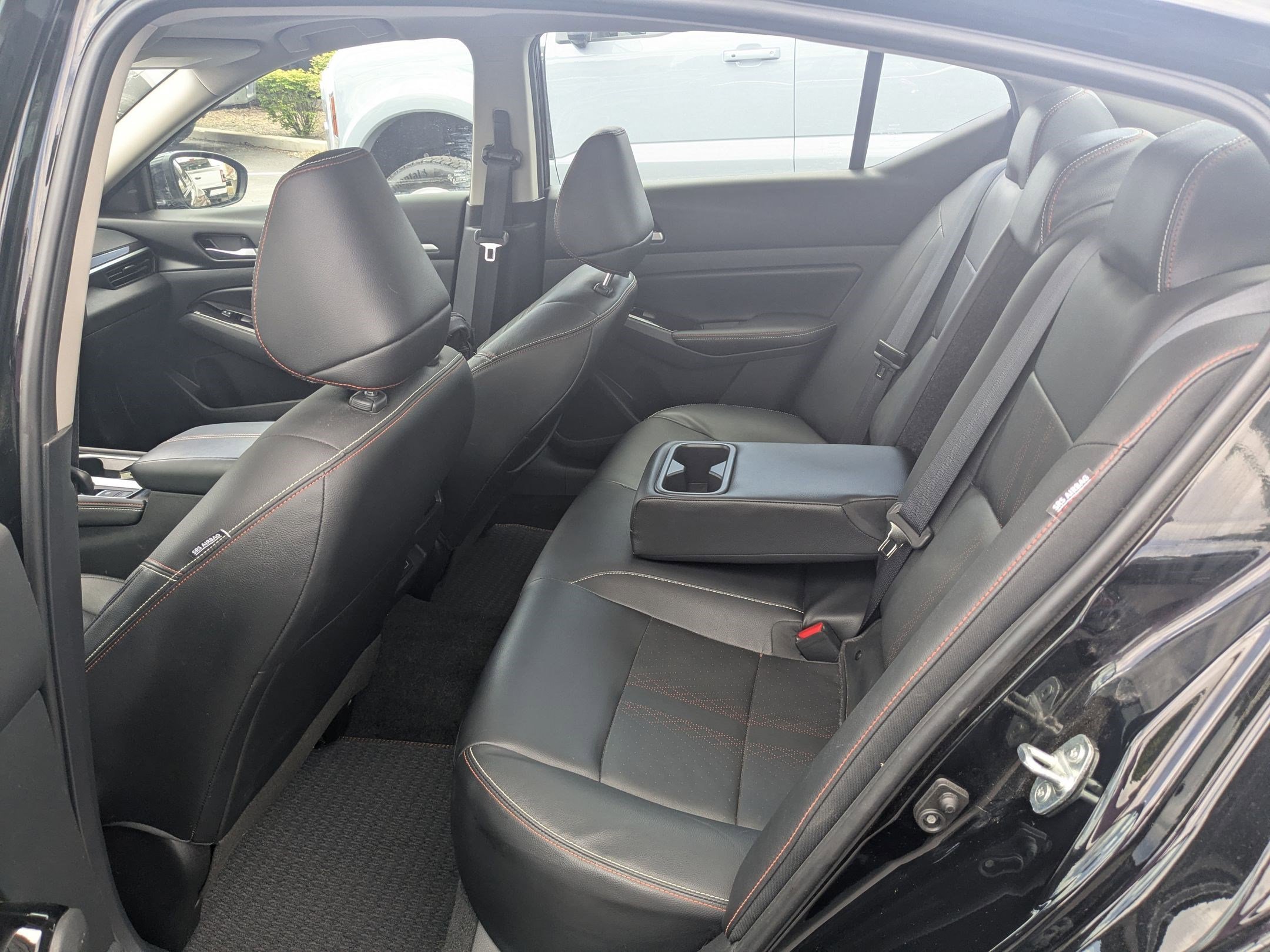Used 2024 Super Black Nissan 2.5 SR image 29