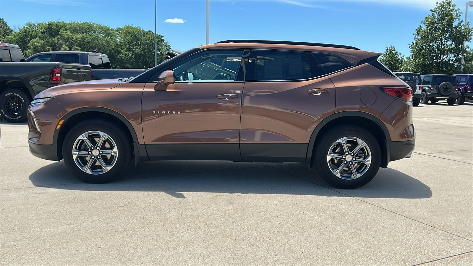 Used 2024 Brown Chevrolet LT image 7