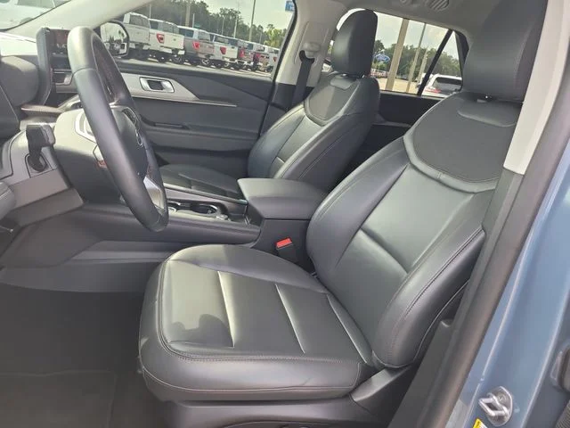 Used 2025 Blue Ford Active image 21