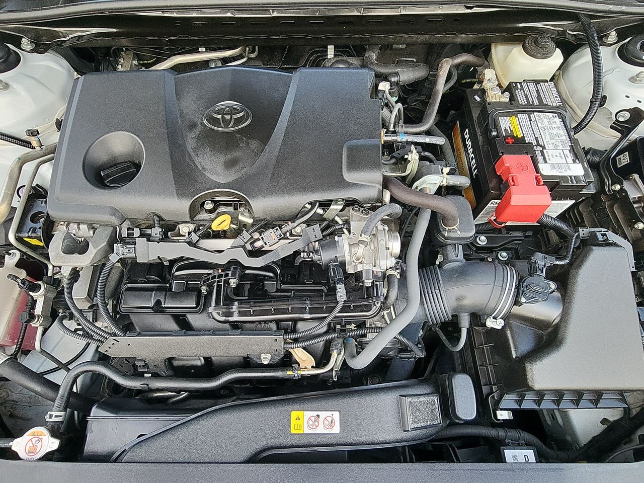 Used 2024 White Toyota LE image 24