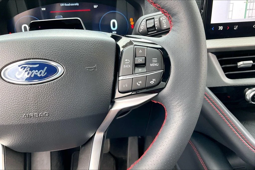 New 2026 Star White Metallic Tri-Coat Ford ST-Line image 18