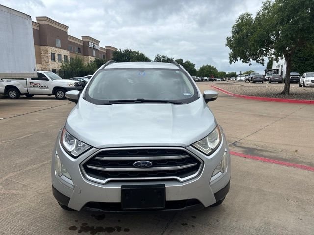 Used 2019 Silver Ford SE image 2