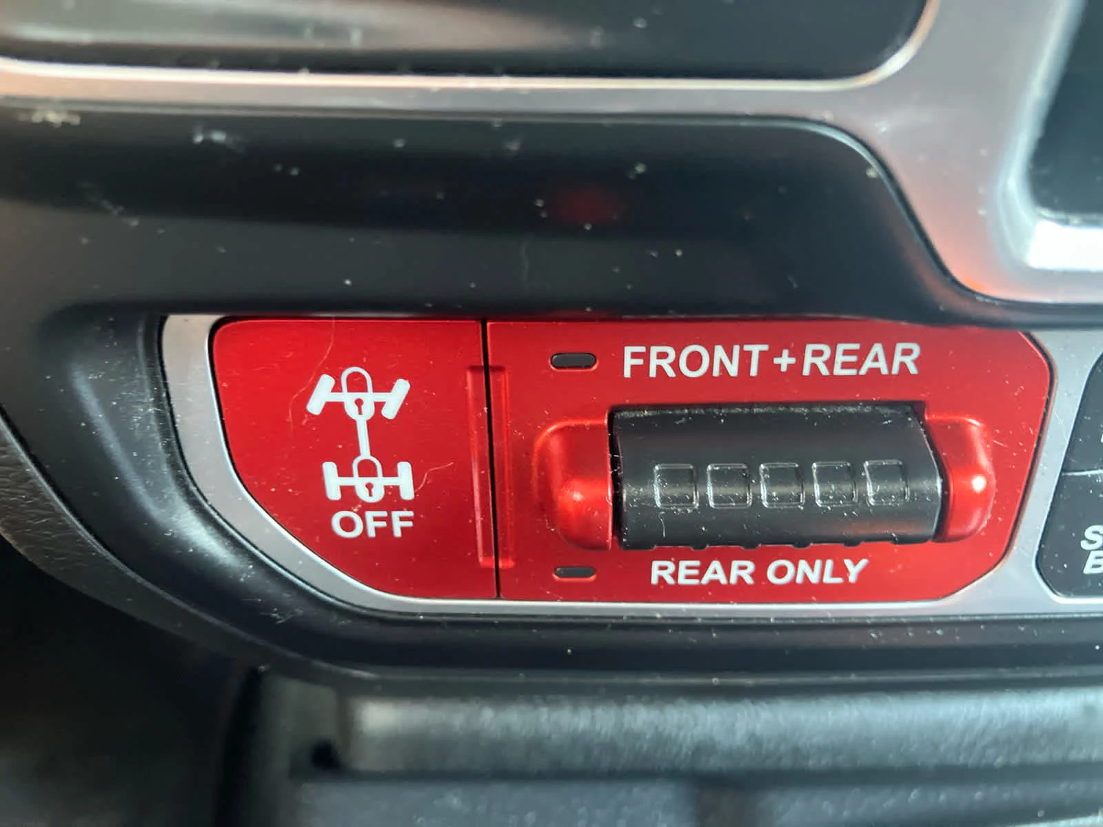 Used 2022 Sting-Gray Clearcoat Jeep Rubicon image 34