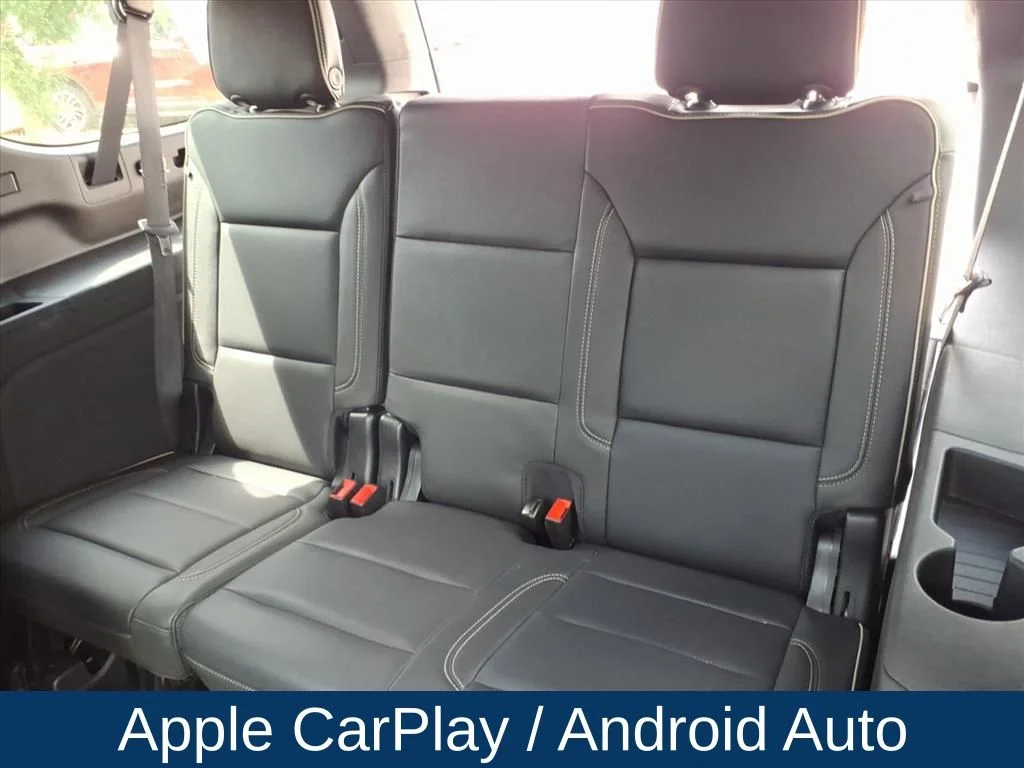 Used 2023 White GMC SLT image 27
