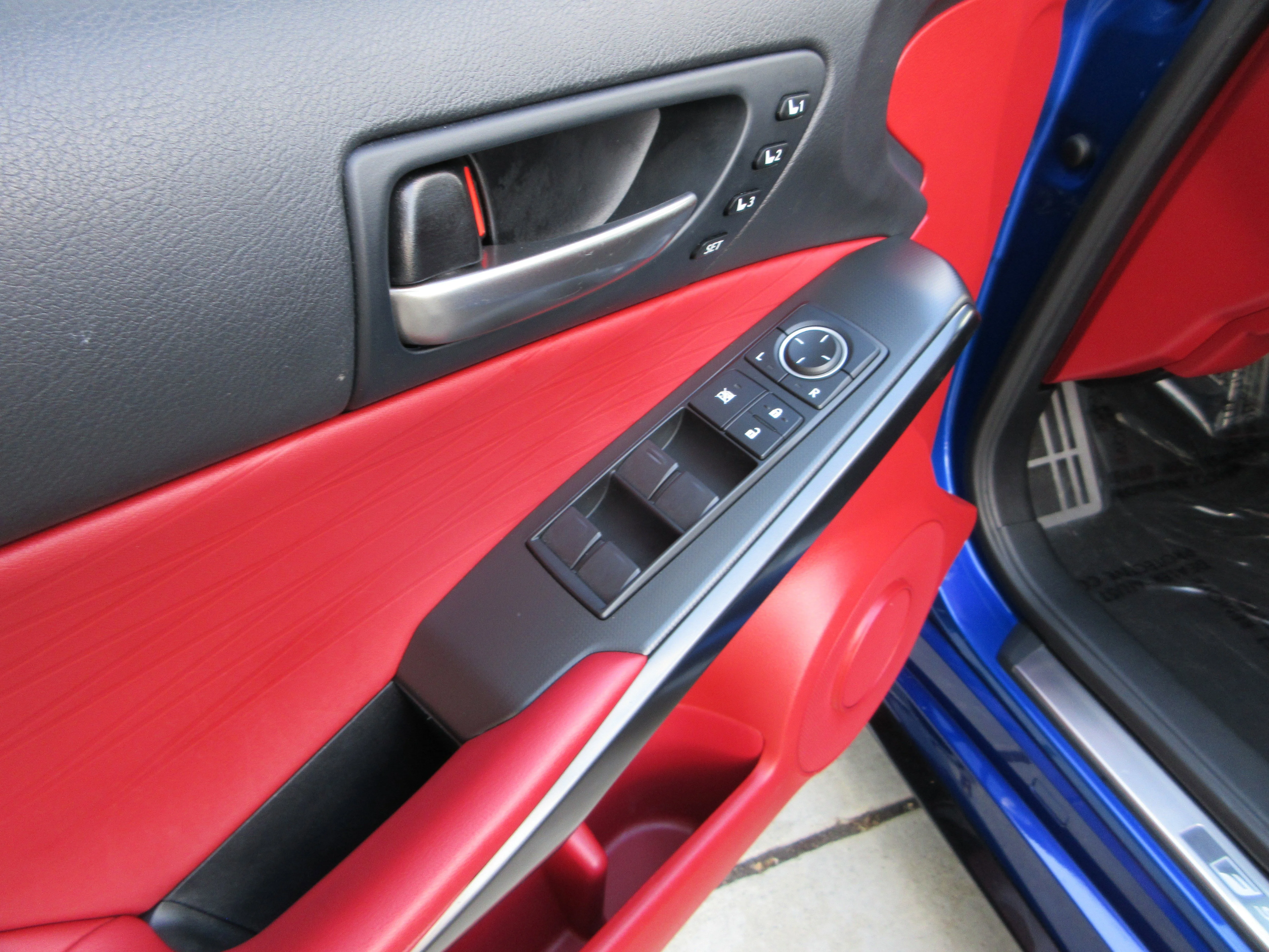 2024 Lexus IS 350 F SPORT - Photo 30