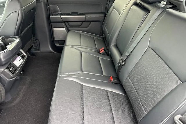 New 2026 Carbonized Gray Metallic Ford Lariat® image 32