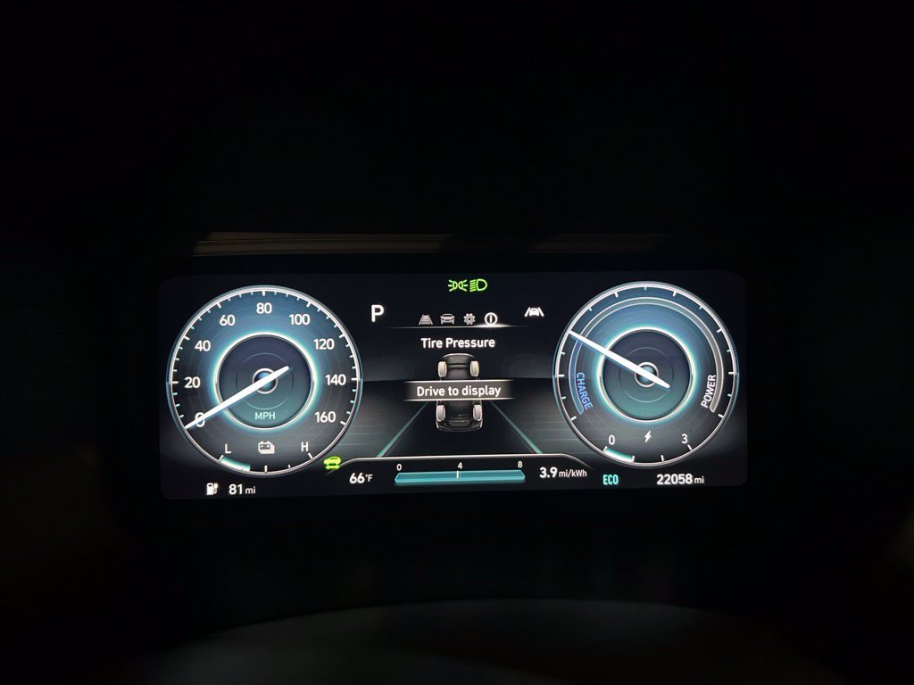Certified Used 2023 Gray Hyundai SE image 10
