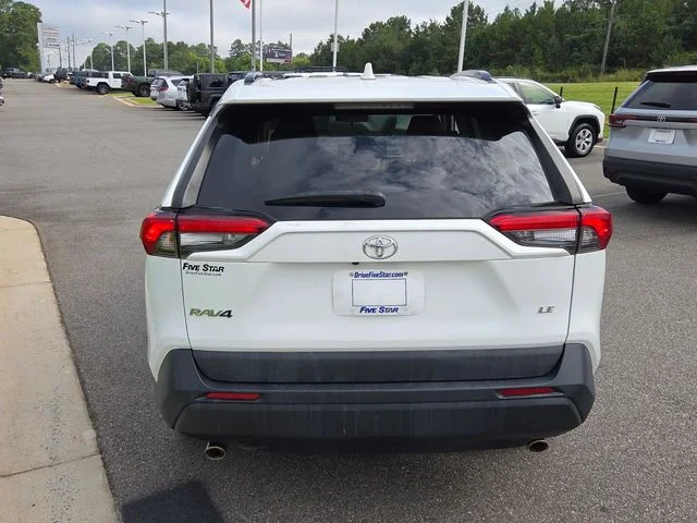 Used 2021 White Toyota LE image 11