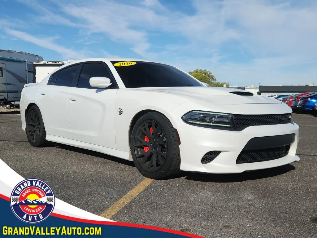 Used 2016 White Dodge SRT Hellcat image 1