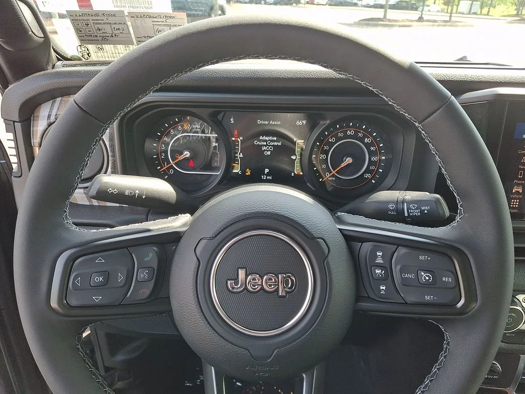 New 2026 Granite Crystal Metallic Clearcoat Jeep 85th Anniversary Edition image 12