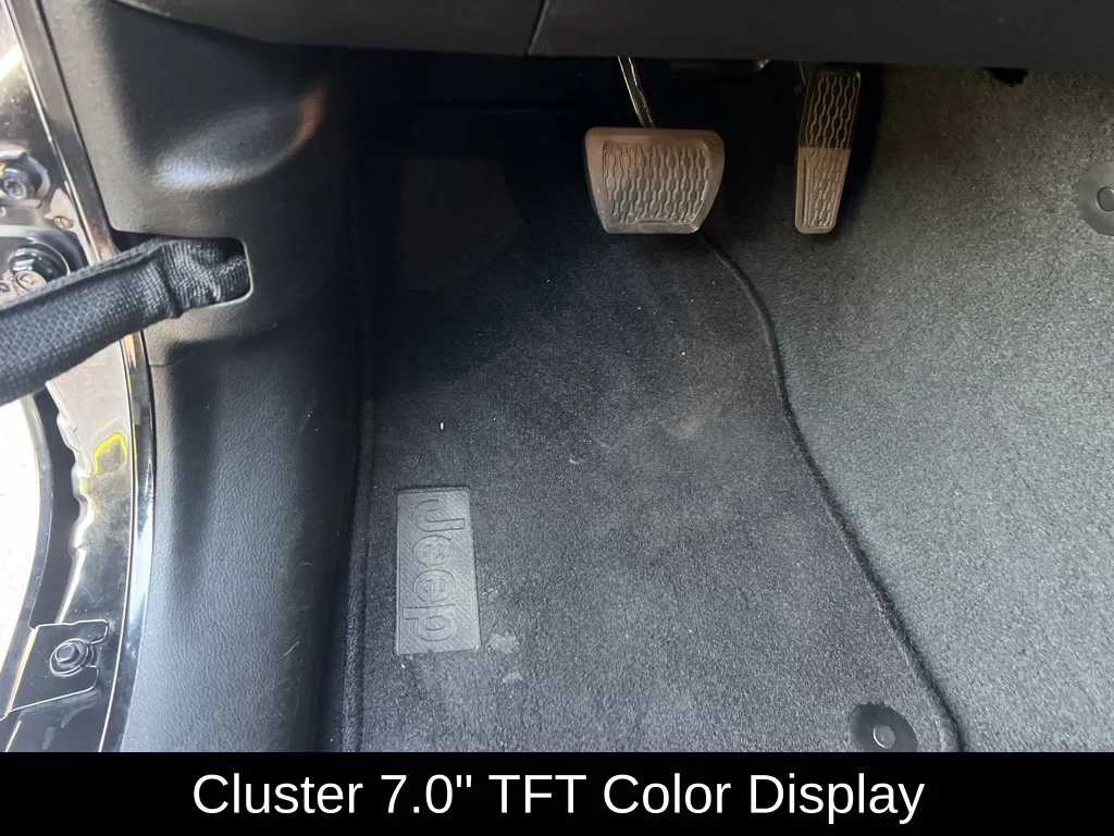 Certified Used 2022 Black Jeep Unlimited Sport Altitude image 38