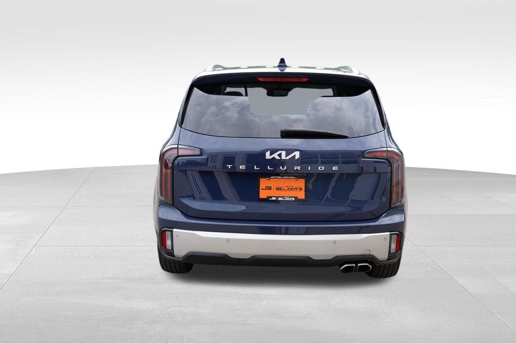 Used 2024 Midnight Lake Blue Kia SX image 6