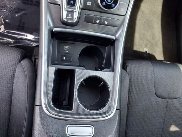 Used 2023 White Hyundai SEL image 16
