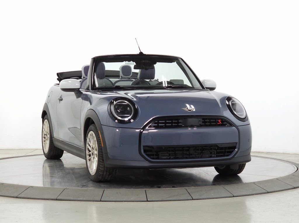 2026 MINI Convertible Cooper S Signature's photo