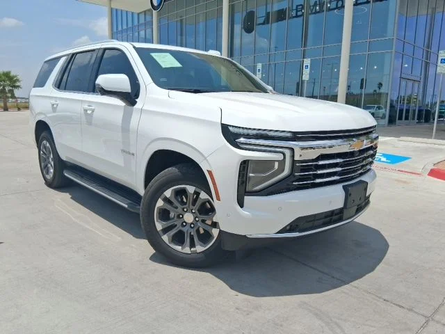 Used 2025 White Chevrolet LT image 1