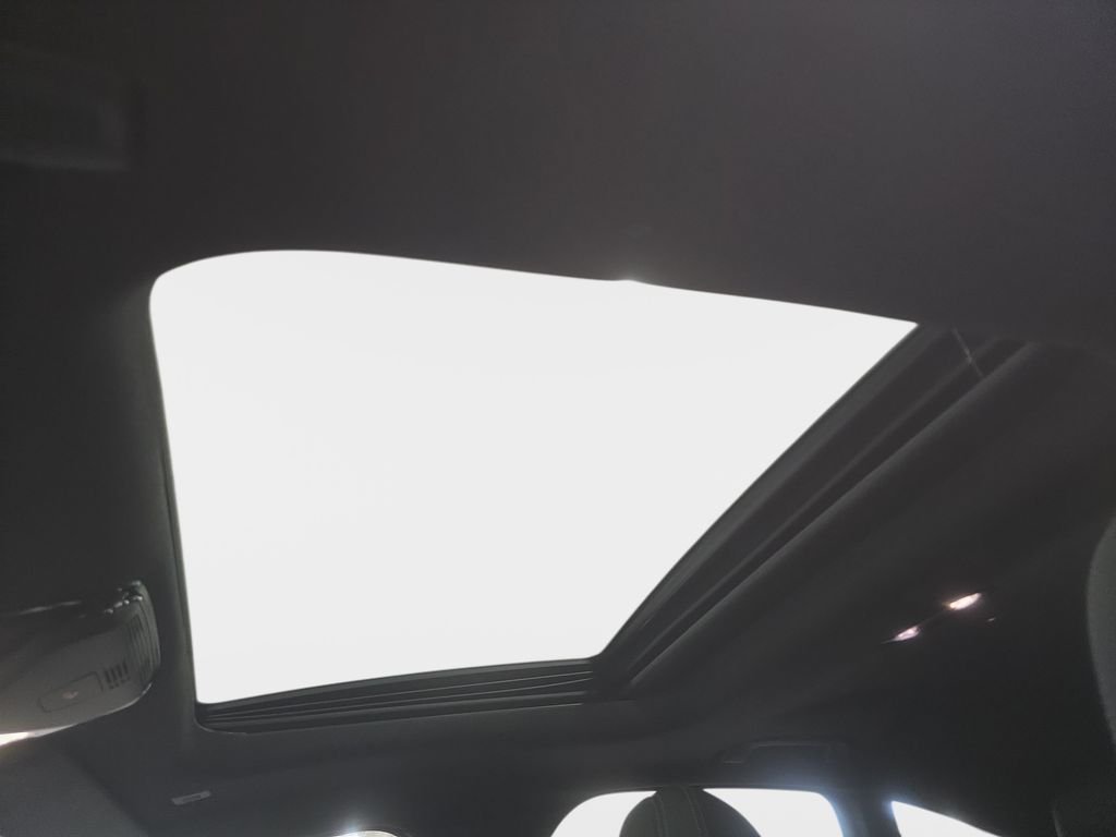 Used 2024 Alpine White BMW eDrive35 image 19