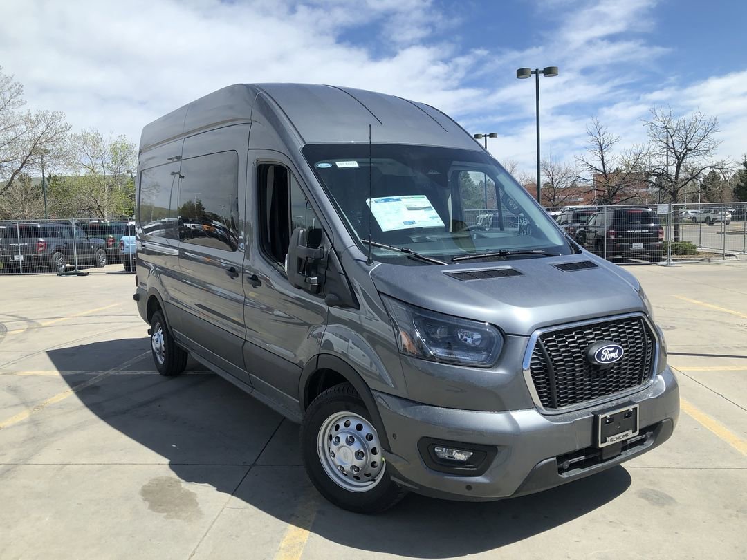 New 2026 Carbonized Gray Metallic Ford  image 5