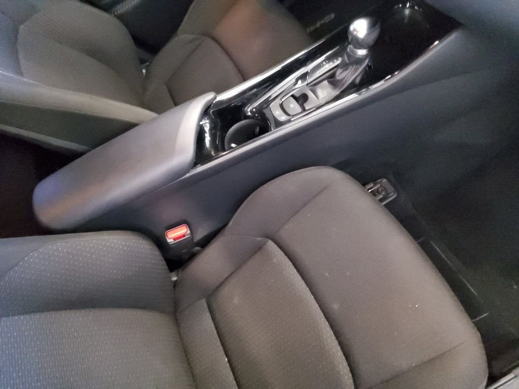 Used 2019 Gray Toyota XLE image 14