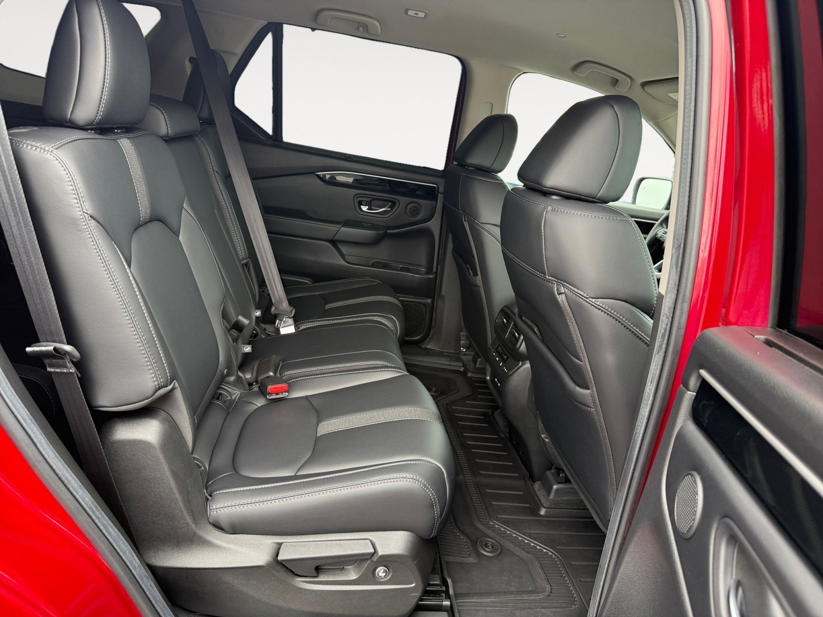 Certified Used 2025 Radiant Red Metallic II Honda EX-L image 38