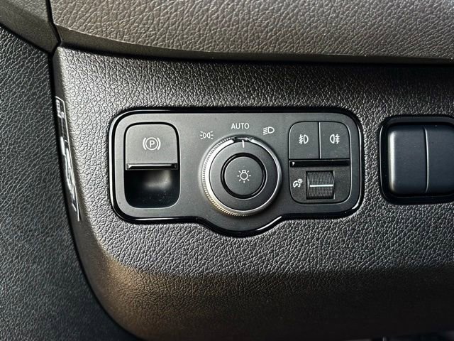 New 2026 Pebble Gray Mercedes-Benz Cargo 170 WB image 47