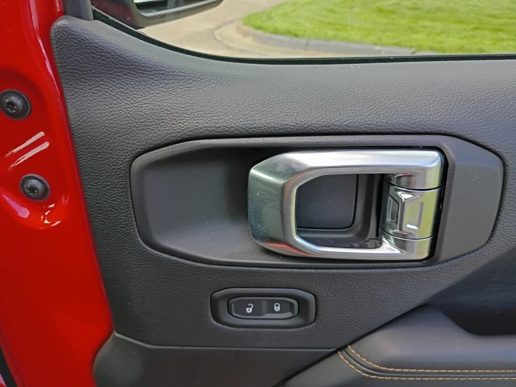 Used 2025 Firecracker Red Clearcoat Jeep Sahara image 10