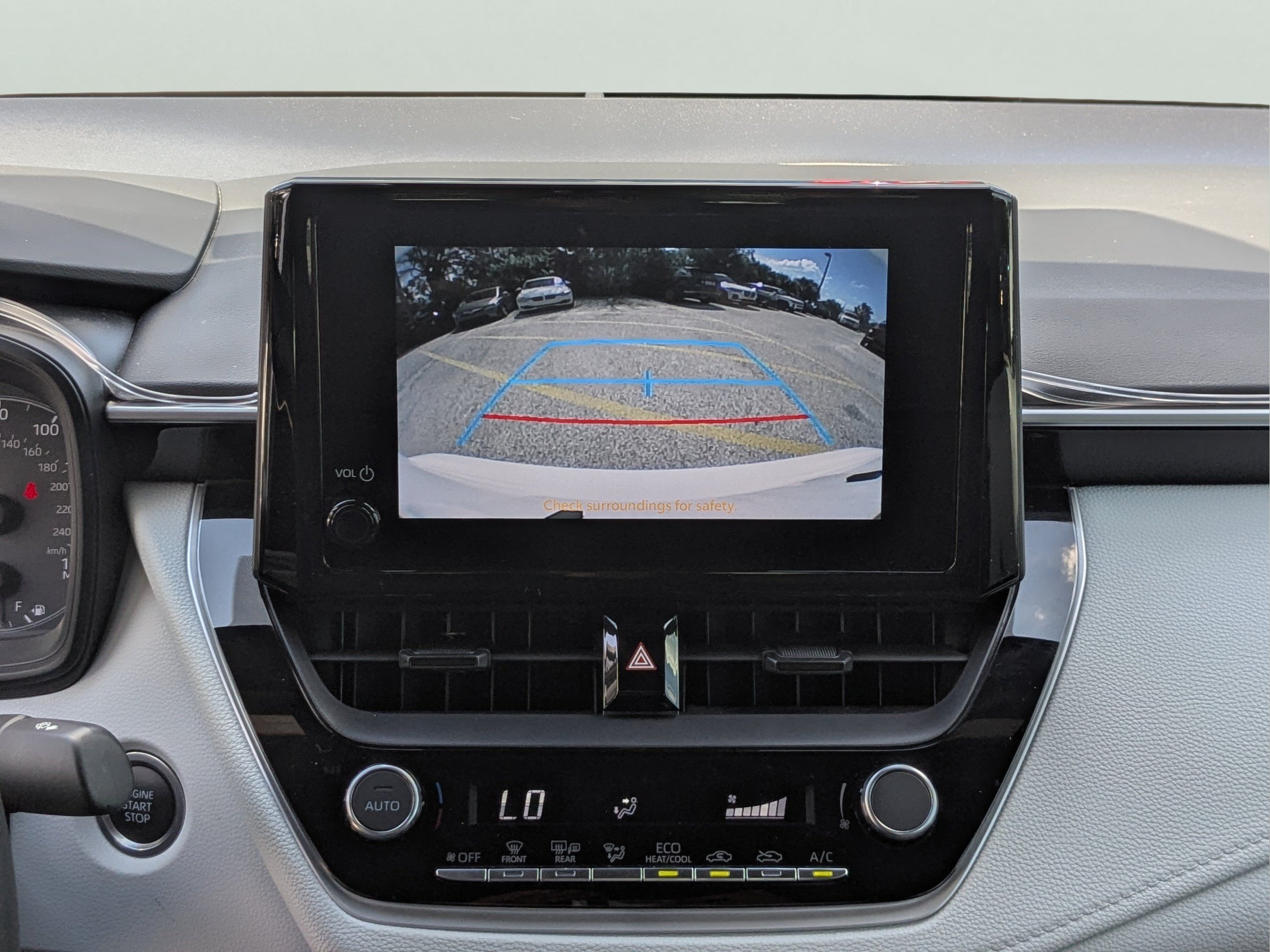 2024 Toyota Corolla SE - Photo 19