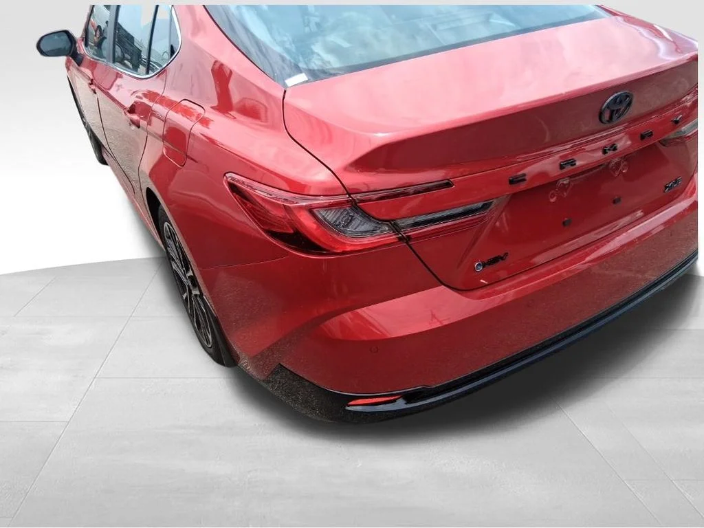 Used 2025 Red Toyota XLE image 7