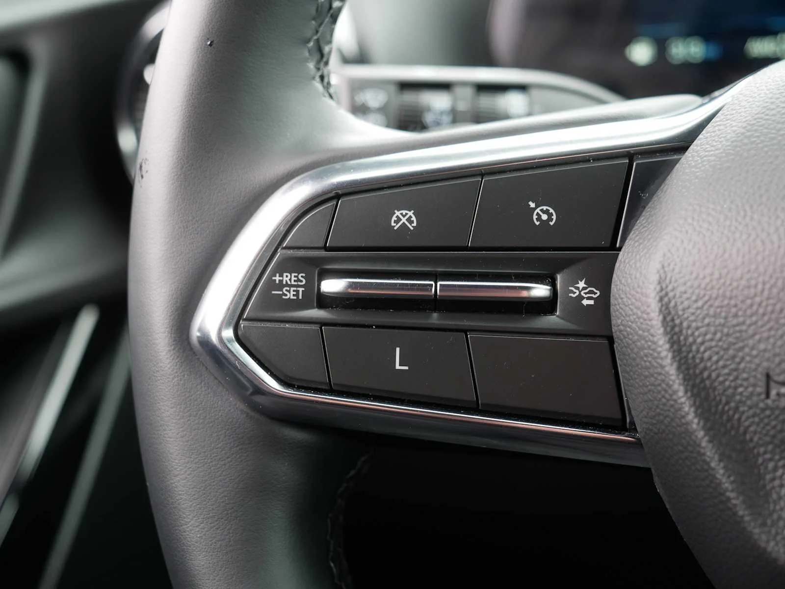 2025 Chevrolet Equinox LT - Photo 28