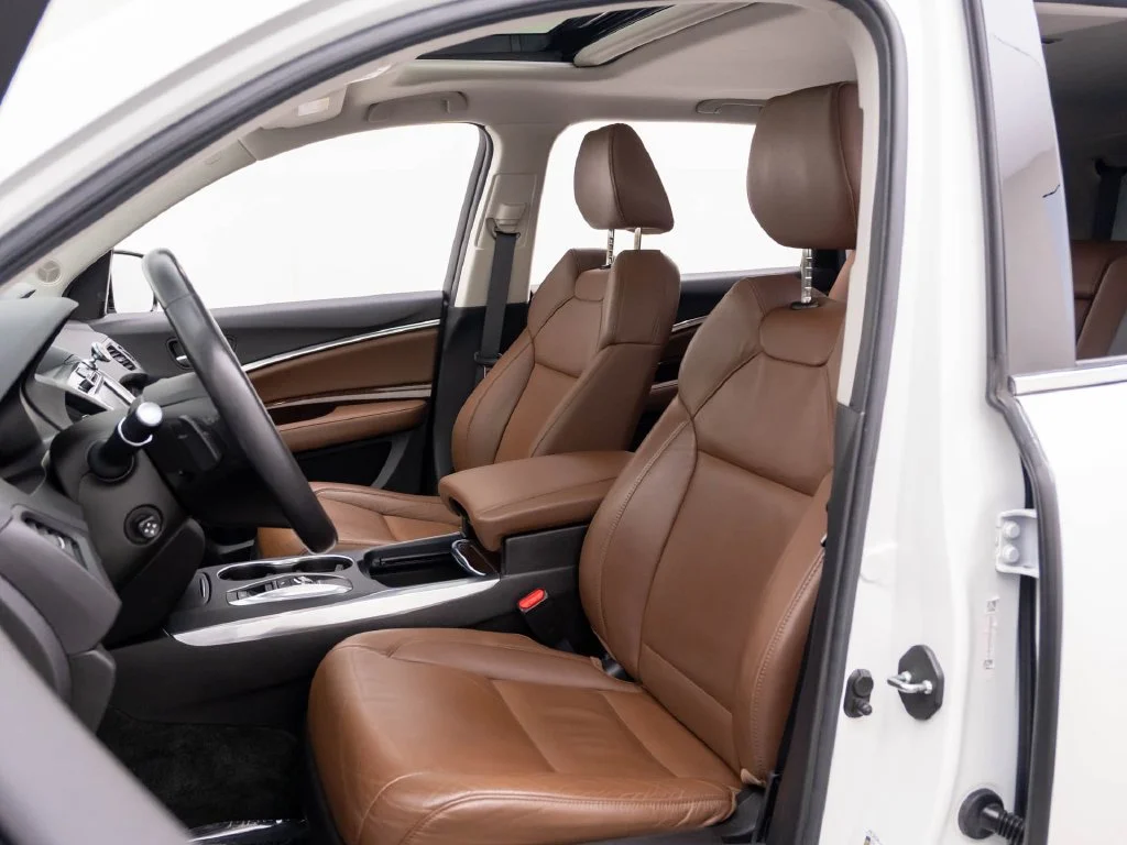 Used 2018  Acura 3.5L image 18