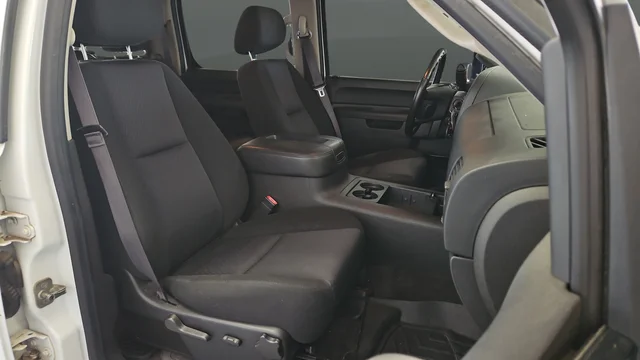 Used 2014 Summit White Chevrolet LT image 25