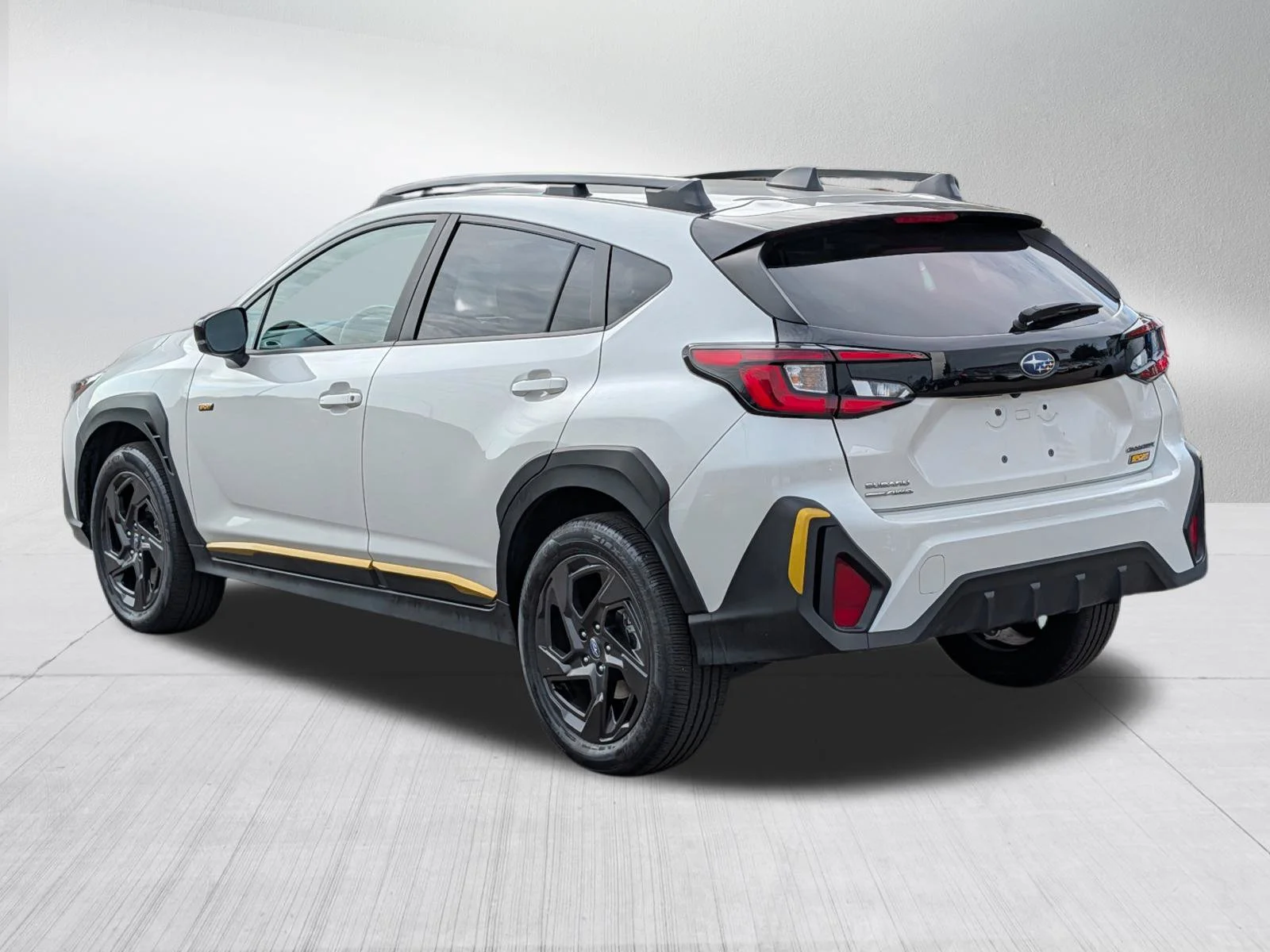 Used 2025 Crystal White Pearl Subaru Sport image 5