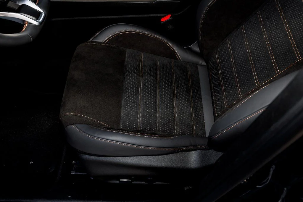 New 2025 Black Alfa Romeo Intensa image 19