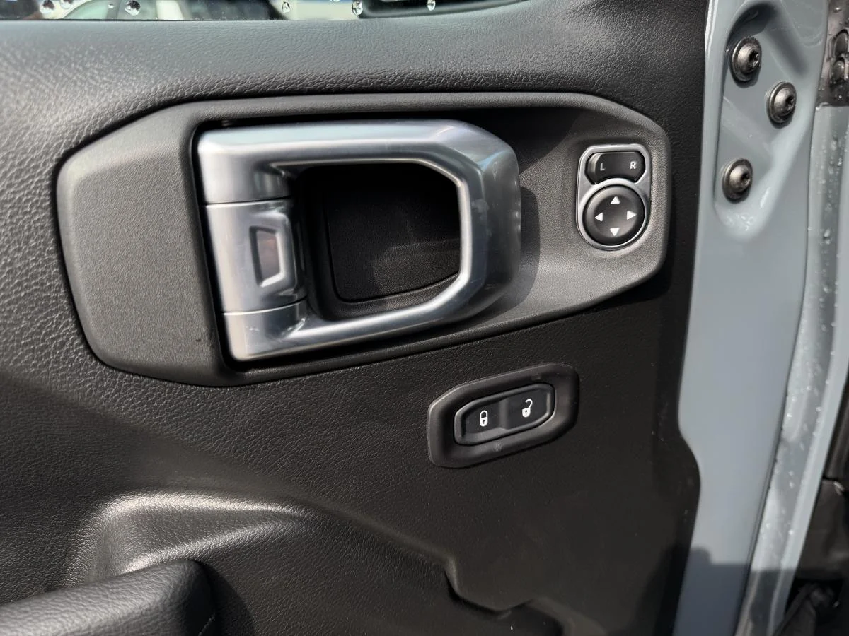 New 2026 Dark blue Jeep Sport S image 10