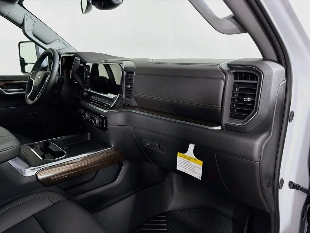 New 2026 Summit White Chevrolet LT image 24
