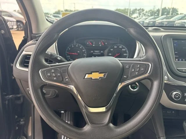 2020 Chevrolet Equinox LS - Photo 15