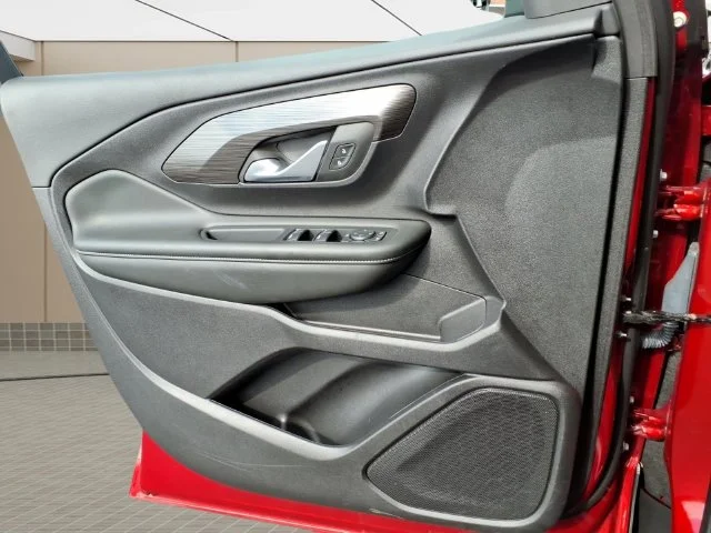 Used 2024 Red GMC SLE image 29