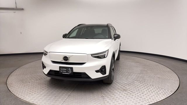 Used 2023 White Volvo Ultimate image 7