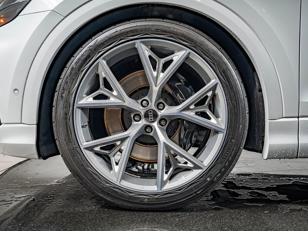 Used 2023 Glacier White Audi 4.0T Prestige image 10